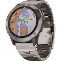 Garmin quatix® 6x Solar Ghiera e bracciale in titanio e lente Power Glass