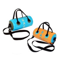BORSA STAGNA 2,5 LT CON TRACOLLA E MANICI