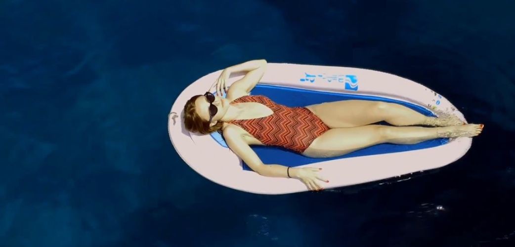 Materassino mare: scopri le differenze tra le più comuni tipologie